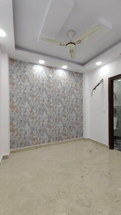 3 BHK + Pooja Room Builder Floor For Sale in Govindpuri