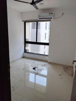 2 BHK + Pooja Room Apartment For Rent in Sunteck Avenue 2