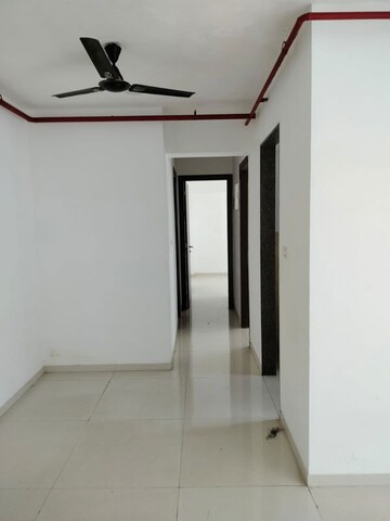 Room in 2 BHK Apartment at Sunteck Avenue 2, Goregaon West – for Rent