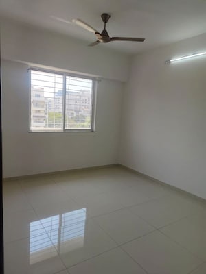 Room in 3 BHK Apartment at Sarsan Nancy Hillview, Baner – for Rent