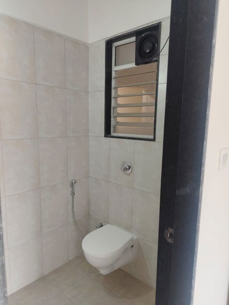 Bathroom, sarsan-nancy-hillview 3 Bedroom 1083 Sq.Ft. Apartment In Baner Pune 10069919