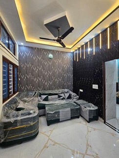 2 BHK + Pooja Room Independent House For Sale in Banjarawala