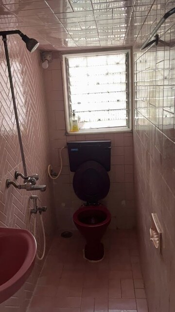 Bathroom in 2 BHK Apartment at Shivaji Park – for Rent