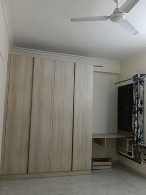 Bedroom in 3 BHK Builder Floor at Sector 14 – for Rent