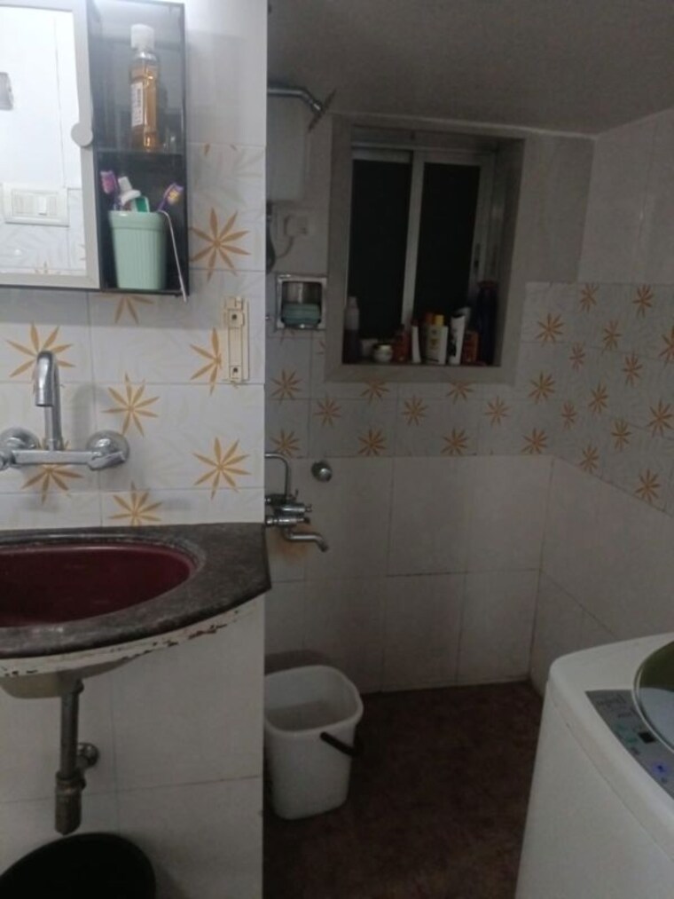 Bathroom, vijay nagar 1 Bedroom 550 Sq.Ft. Apartment In Vijay Nagar Mumbai 10069860