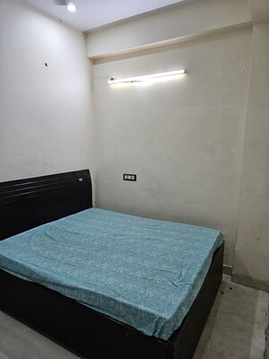 Bedroom in 2 BHK Builder Floor at Sector 34 – for Rent