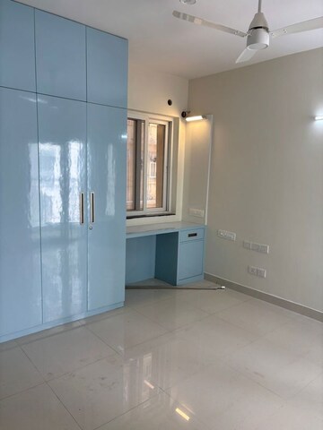 Room in 3 BHK Villa at Sterling Villa Grande, Whitefield – for Rent