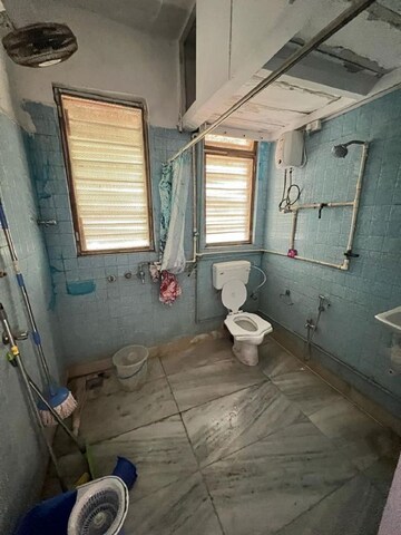 Bathroom in 1 BHK Apartment at Khar West – for Rent