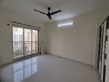 Room in 2 BHK Apartment at Rosa Oasis, Thane West – for Rent