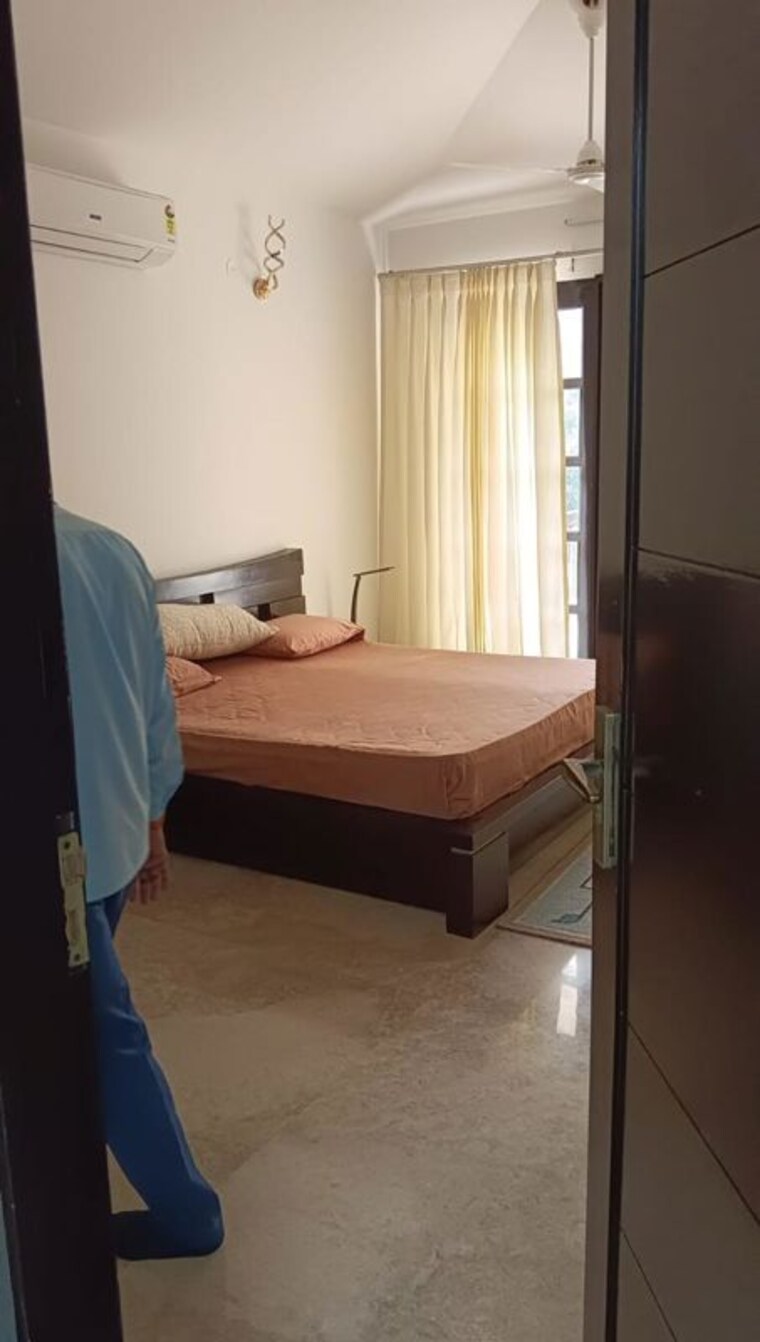 Bedroom, vipul-tatvam-villas 4 Bedroom 4750 Sq.Ft. Villa In Sector 48 Gurgaon 10070202