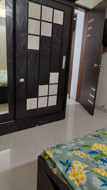 Room in 3 BHK Apartment at Surana Park Marina, Baner – for Rent