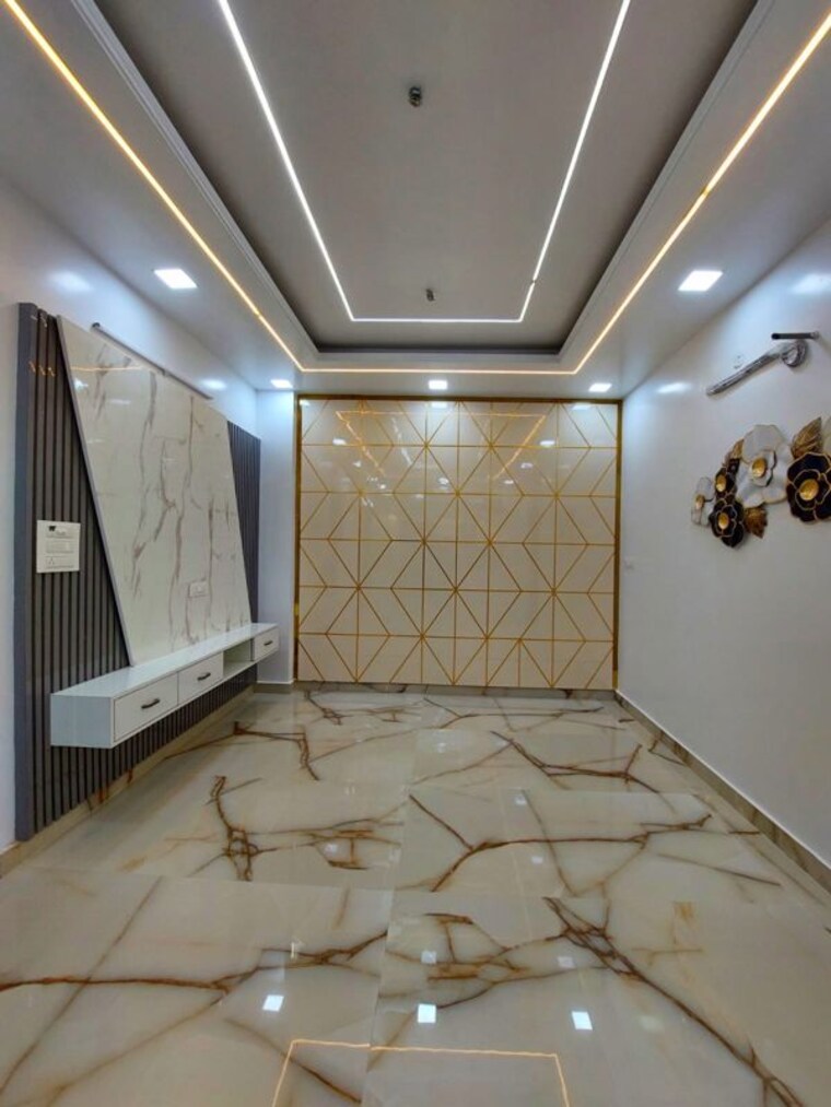 Balcony, bptp-parkland-pride 3 Bedroom 250 Sq.Yd. Builder Floor In Sector 77 Faridabad 10070243
