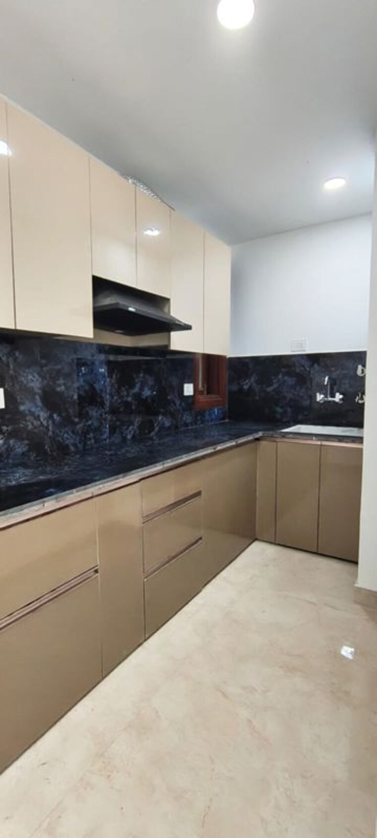 Kitchen, govindpuri 2 Bedroom 650 Sq.Ft. Builder Floor In Govindpuri Delhi 10070441