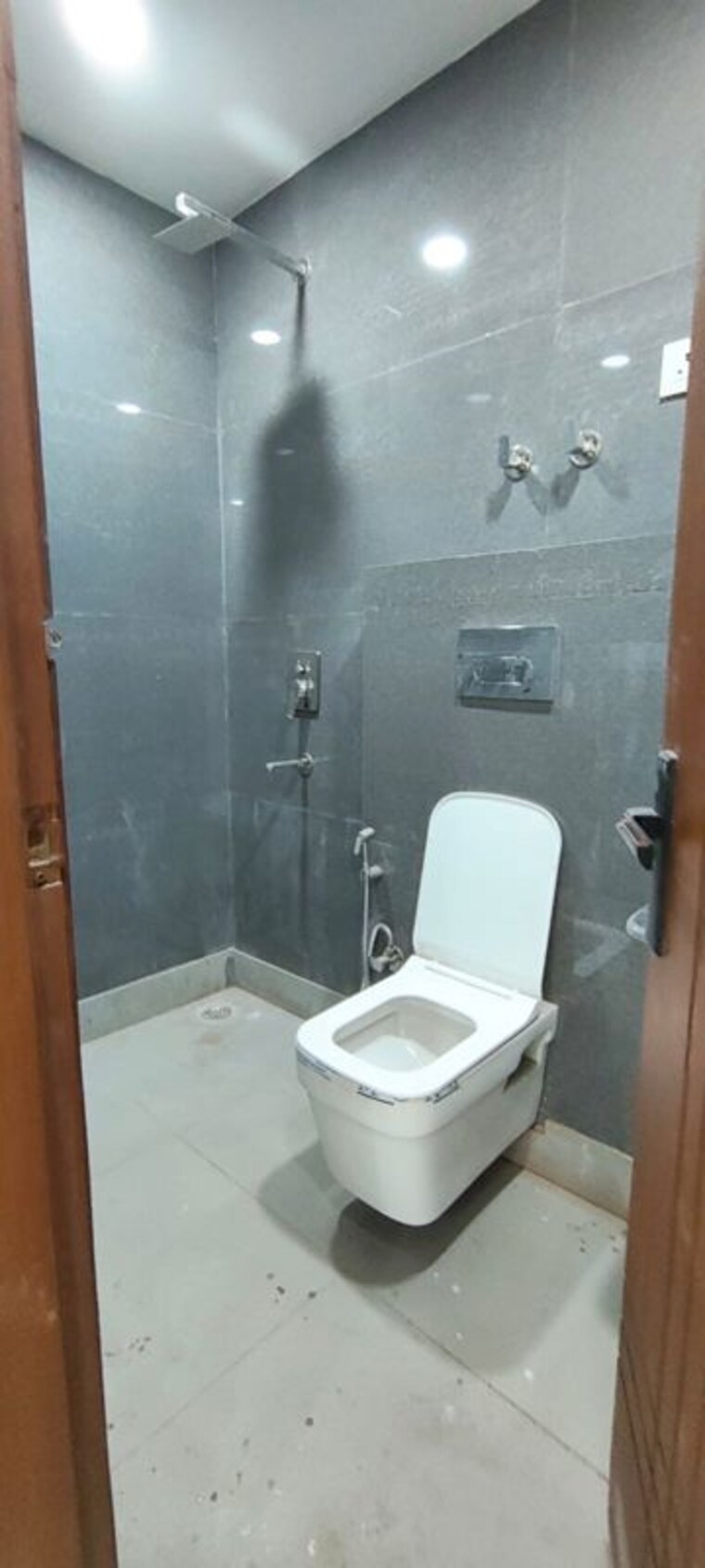 Bathroom, govindpuri 2 Bedroom 650 Sq.Ft. Builder Floor In Govindpuri Delhi 10070441