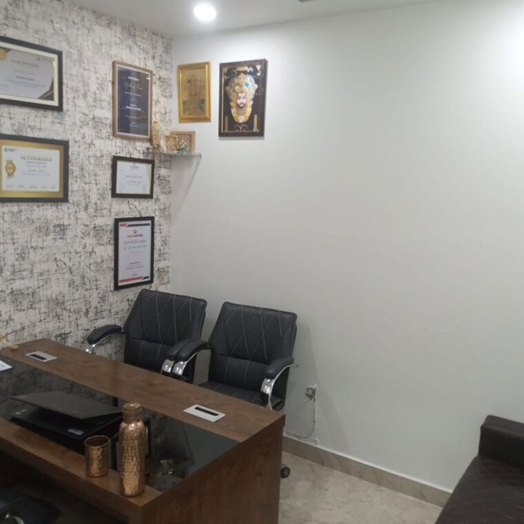 Living Room, dlf-corporate-greens Commercial Office Space 1650 Sq.Ft. In Sector 74a Gurgaon 10070479