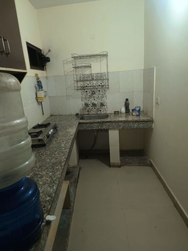 Kitchen, govindpuri 2 Bedroom 600 Sq.Ft. Builder Floor In Govindpuri Delhi 10070491