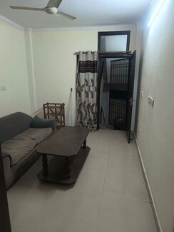 2 BHK + Pooja Room Builder Floor For Rent in Govindpuri