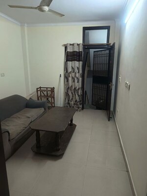 2 BHK Builder Floor For Rent in Govindpuri