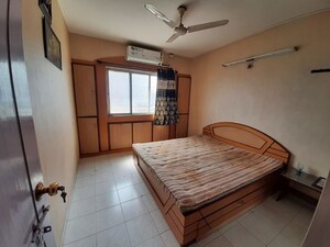 Bedroom in 2 BHK Apartment at Kothrud – for Rent