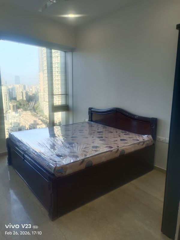 3.5 BHK 2150 Sq.Ft. Apartment in Maker Tower