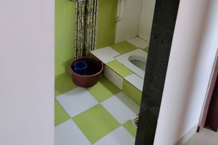 undefined, moti nagar 6+ Bedroom 1551 Sq.Ft. Independent House In Moti Nagar Delhi 10070363