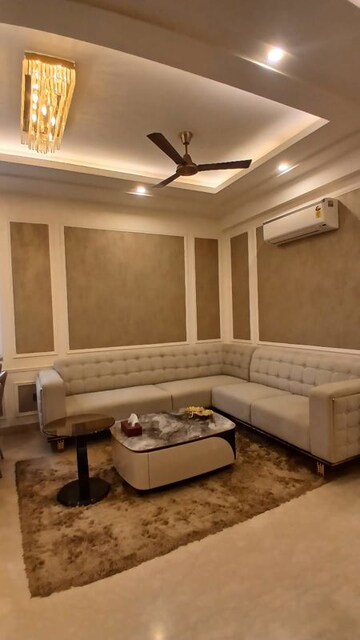 Kitchen in 3 BHK Builder Floor at Sector 71 – for Sale