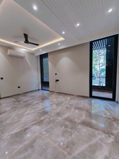 3 BHK + Pooja Room Builder Floor For Sale in BPTP Parkland Pride