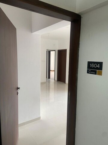 Room in 2.5 BHK Apartment at Krisala 41 Cosmo, Tathawade – for Sale