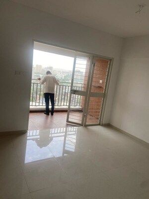 Room in 2.5 BHK Apartment at Krisala 41 Cosmo, Tathawade – for Sale