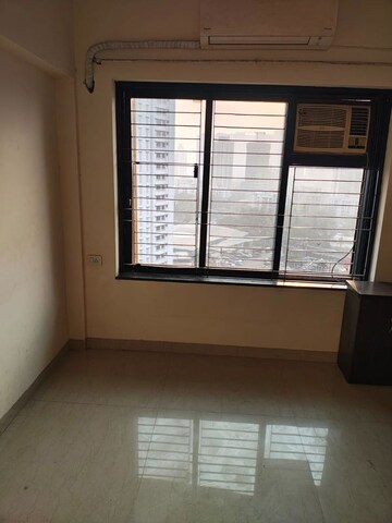 Room in 1 BHK Apartment at K Raheja Raheja Residency, Malad East – for Rent