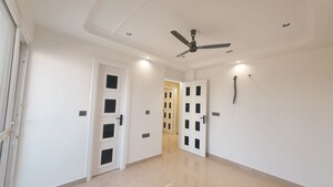 Building Lobby in 4 BHK Builder Floor at TDI The Retreat, Sector 89 – for Sale