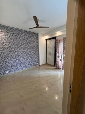 Room in 2 BHK Apartment at NCR Monarch, Sector 1 Greater Noida – for Sale