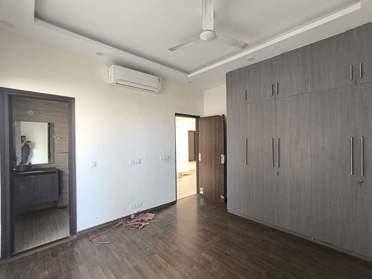 Room, bptp-amstoria 3 Bedroom 2384 Sq.Ft. Apartment In Sector 102 Gurgaon 10070771