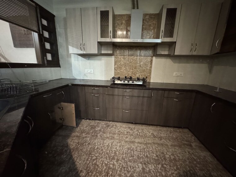 Kitchen, sector 17 3 Bedroom 1800 Sq.Ft. Builder Floor In Sector 17 Panchkula 10070702