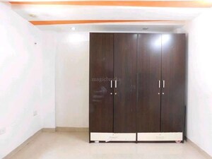 Bedroom in 2 BHK Apartment at Swanashilp Apartment, Karve Nagar – for Rent