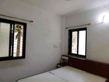 Master Bedroom in 2 BHK Apartment at Swanashilp Apartment, Karve Nagar – for Rent