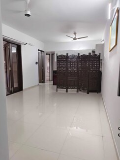 3 BHK + Extra Room Apartment For Rent in Dahanukar Apartments