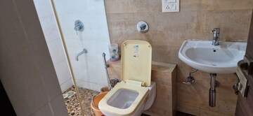 Bathroom in 3 BHK Apartment at Manchester Heights, Khar West – for Rent