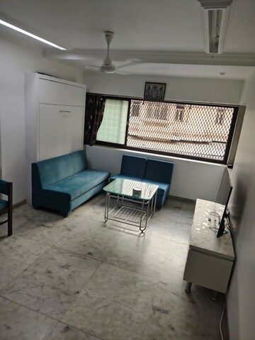 Room in 1 BHK Apartment at Dadar West – for Rent