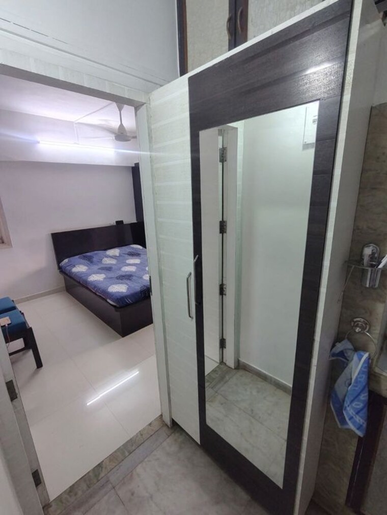Attached Bathroom, dadar west 1 Bedroom 600 Sq.Ft. Apartment In Dadar West Mumbai 10070866
