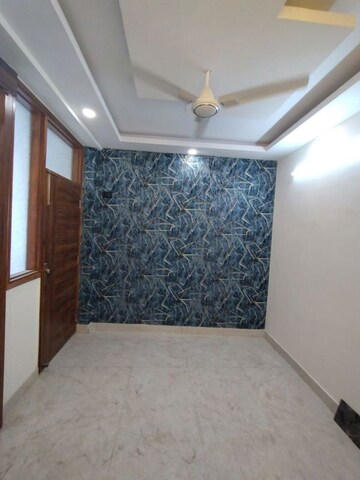 2 BHK Builder Floor For Rent in Govindpuri