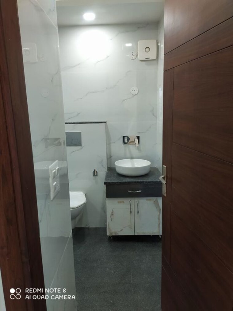Bathroom, fidato-honour-homes 3 Bedroom 148 Sq.Yd. Builder Floor In Sector 89 Faridabad 10070842