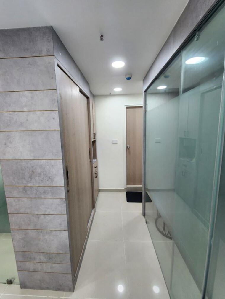 undefined, ambli Commercial Office Space 1222 Sq.Ft. In Ambli Ahmedabad 10070840