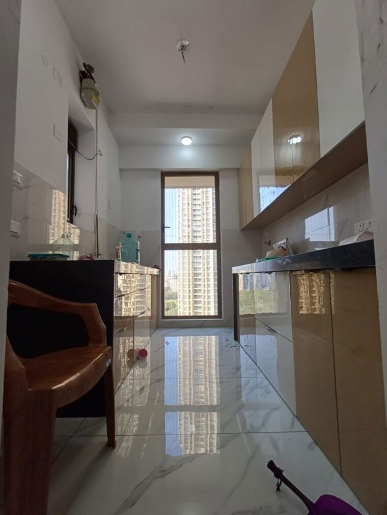 Kitchen, raymond-ten-x-era 2 Bedroom 670 Sq.Ft. Apartment In Pokhran Road No One Thane 10070974