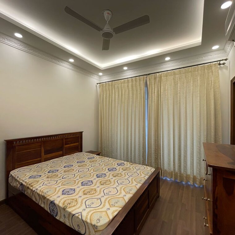 Bedroom, bptp-amstoria 4 Bedroom 3560 Sq.Ft. Villa In Sector 102 Gurgaon 10070975