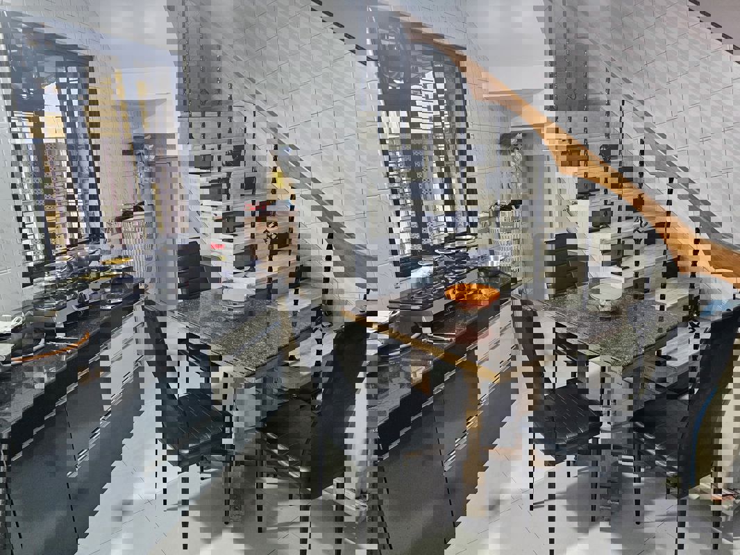 3 BHK 1350 Sq.Ft. Penthouse in Valley Towers Annex