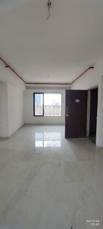 Room in 2 BHK Apartment at Dadar East – for Sale