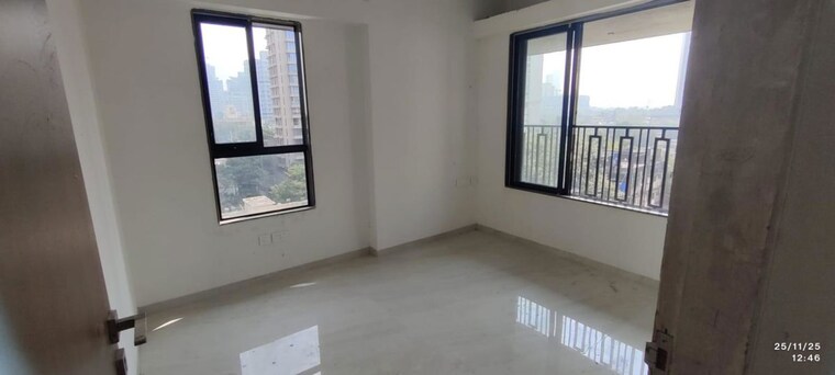 Room, dadar east 2 Bedroom 800 Sq.Ft. Apartment In Dadar East Mumbai 10070981