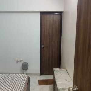 Room in 1 BHK Apartment at Lodha Amara Wing 40 And 41, Sandoz Baug – for Rent
