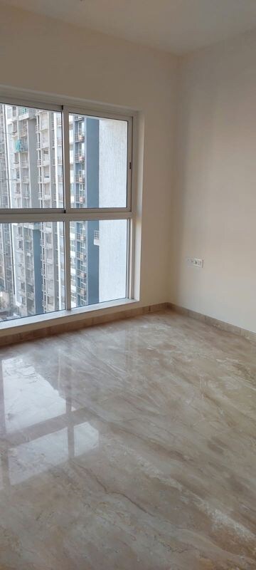 Room in 2 BHK Apartment at L & T Emerald Isle Tower 15, Powai – for Rent